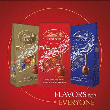 Lindt LINDOR Milk Chocolate Candy Truffles, Milk Chocolate with Smooth, Melting Truffle Center, 25.4 Oz., 60 Count